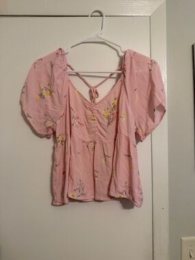 Pink Floral Puff-Sleeve Peplum Top